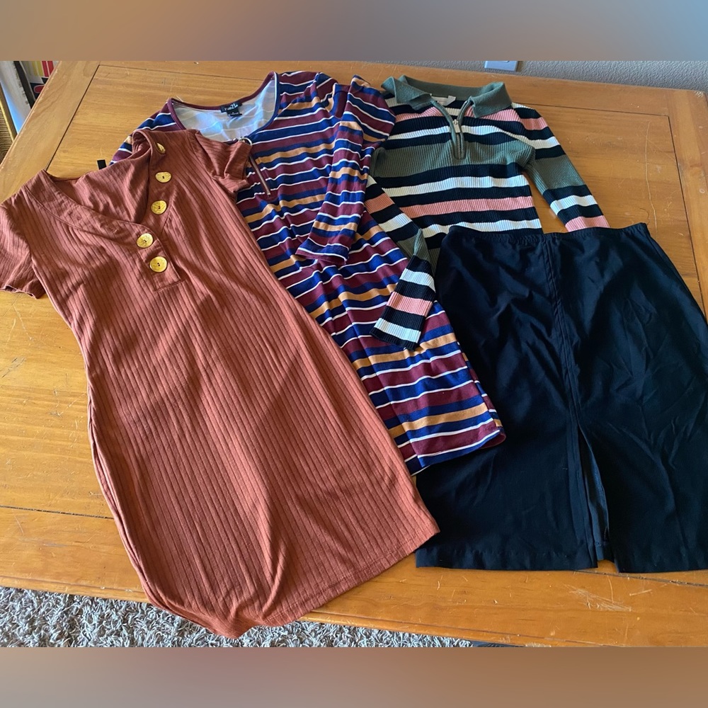 4 pieces woman’s small 2 dresses 1 top 1 skirt Rue21 Derek❤️Heart Joe Benbasset